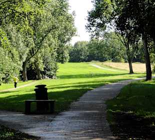 Spaziergang um den Waller Feldmarksee