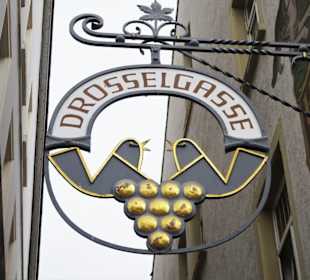 Das Schild der Drosselgasse
