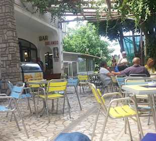 Nette Atmosphäre im Schatten