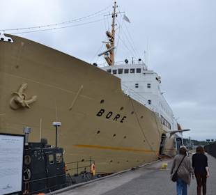 Passagierschiff Bore