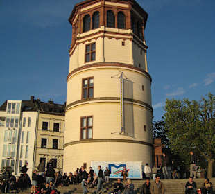 Blick auf den Hauptzugang zur Promenade