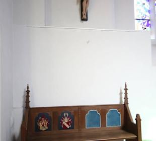 Patronatsbank und Triumphkreuz