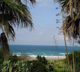 Blick vom Hotel zum Strand