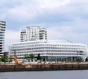 Links privat und Unilever Haus