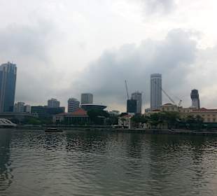 Fluß kurz vor Marina Bay