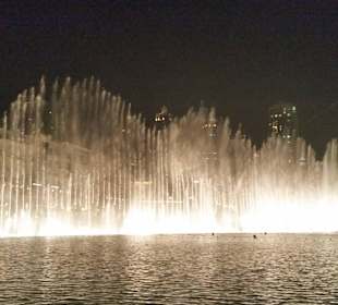 Wasserfontänen Dubai Mall