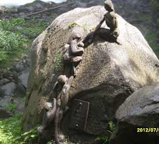 Reinbach Wasserfall Nr. 1 - Skulpturen 