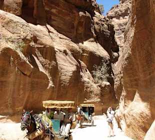 Spacer po Mieście Wykutym w Skale - Petra