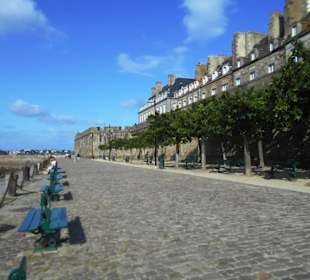 Esplanade Robert Surcouf