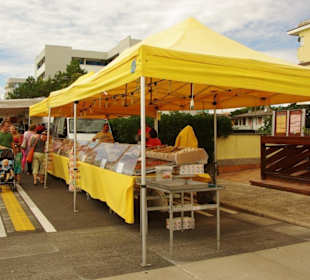 Erste Stände am Grafflmarkt