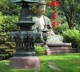 Asiatische Gartenanlage im Park