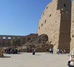 Luxor - Reste der Rampe - Karnak Tempel