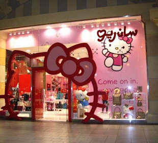 Hello Kitty Laden