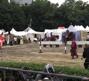 Jahrhundertmarkt und Ritterturney