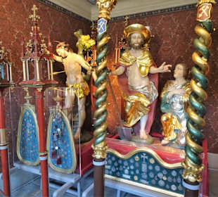 Prozessionsfiguren im Gärtner- und Häckermuseum