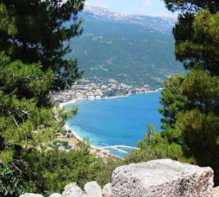 Ausblick bei Agii Fanendes auf die Bucht von Sami
