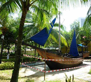 Auf dem Gelände vom BootMalay Heritage Museum