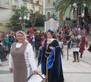 Mittelalterlicher Umzug in Villaputzu