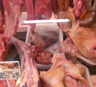 Unterwegs auf dem schönen Markt von Santa Cruz