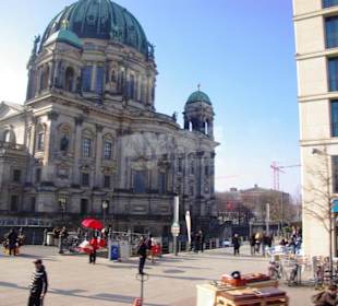 Zum Berliner Dom 