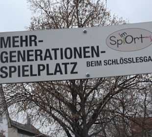 Mehr-Generationen-Spielplatz beim Schlösslesgarten