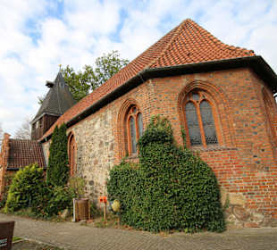 Außenansicht von Osten