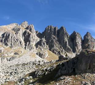 Vor der Hütte Ventosa
