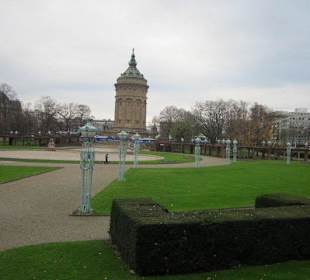 Weihnachtsmarkt am Wasserturm