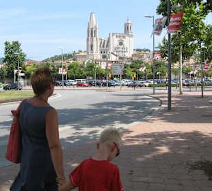 Mały spacerek wzdłuż drogi i ukazuje się piękny