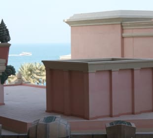 Blick vom Balkon zum Meer