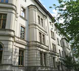 Bei einem Spaziergang durch die Hegelstraße