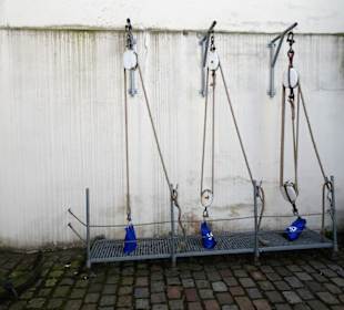 In der Abteilung "Tauwerk & Takelage"