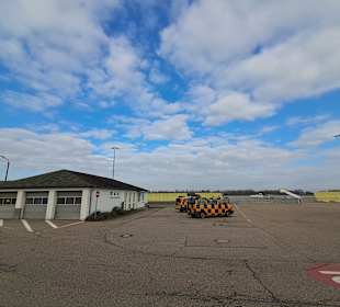 Flughafen Karlsruhe/ Baden-Baden (FKB) in Karlsruh