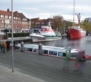  Hafen Emden - Seenot-Rettungskreuzer