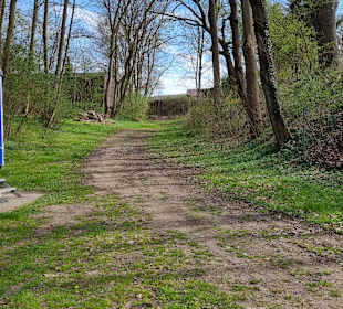 Weg ins Dorf