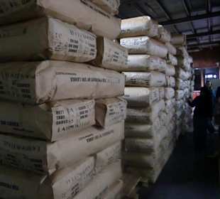 Fertiger Tee zum Abtransport