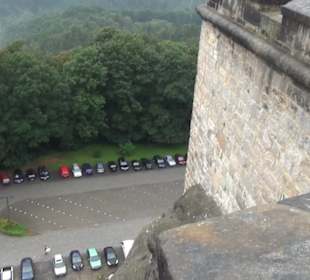 Entlang der Festungsmauer