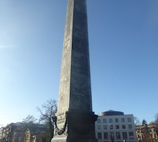 Obelisk am Karolinenplatz