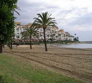 Strand vor Puerto Banus