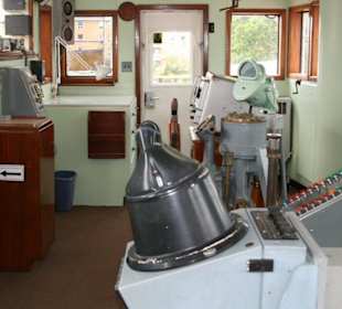 Steuerraum Alexander Henry