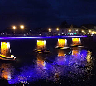 Brücke im Zentrum