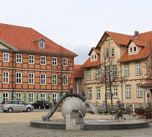 Brunnenplastik auf dem Nicolaiplatz
