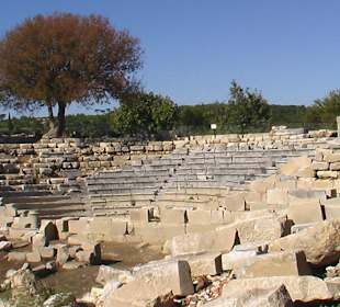 Teos, ca. 4km Ausgrabungen, muß man sehen
