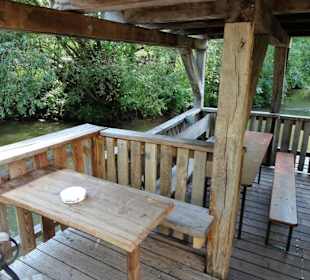 Impressionen aus dem Biergarten Obere Mühle