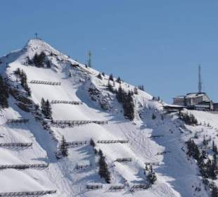 Gipfel und Bergstation