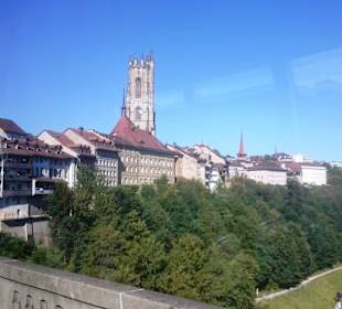 Blick auf Kathedrale Fribourg