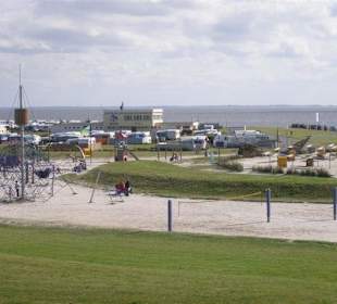 Strand mit Spielplatz