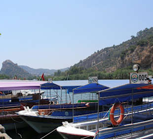 Boote am Dalyan Fluss