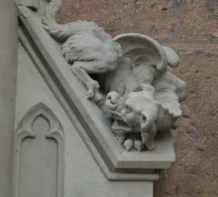Blick zum Teufelsbrünnlein an der Lorenzkirche