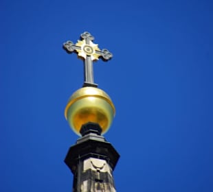 Die Spitze vom Kirchturm